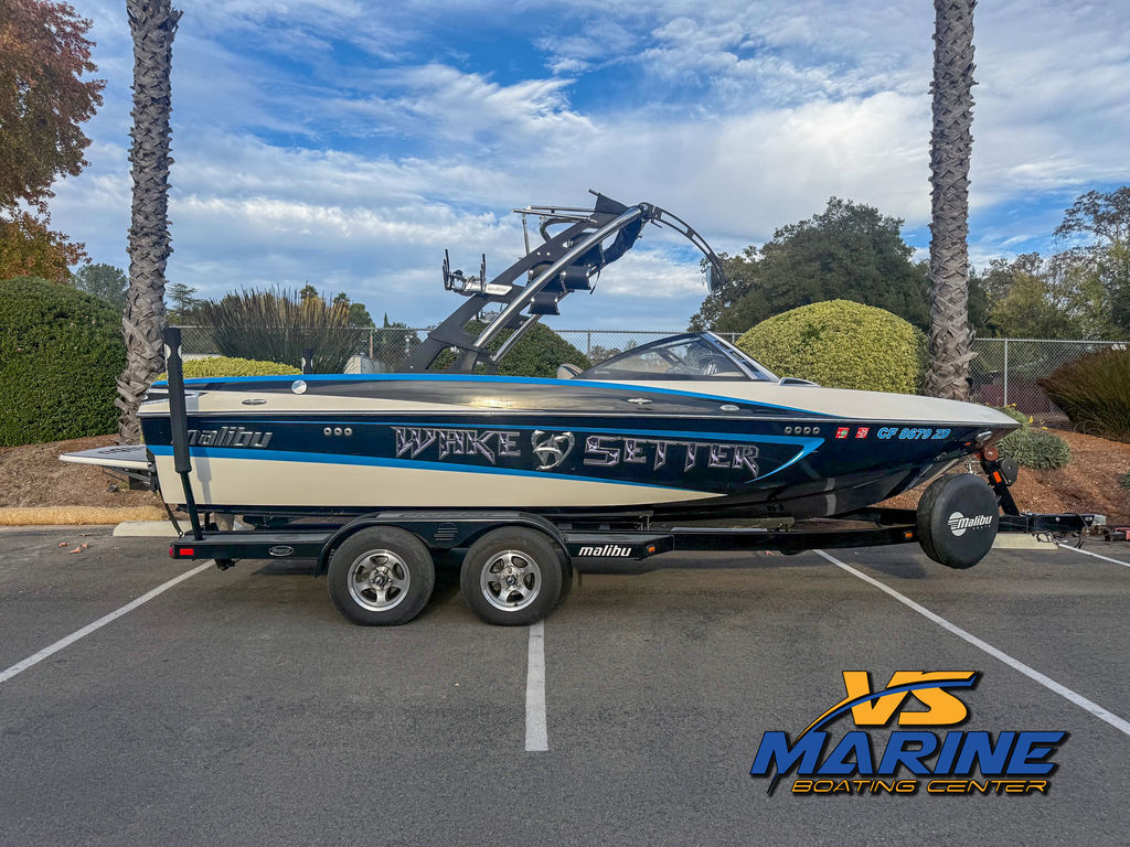 2011 Malibu Boats 21 VLX - Sold Boat
