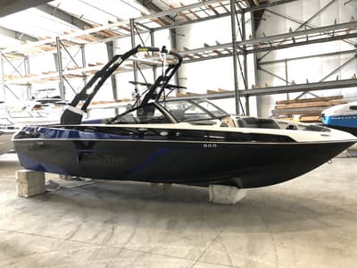 BOATZON | Malibu Boats 22 LSV 2019