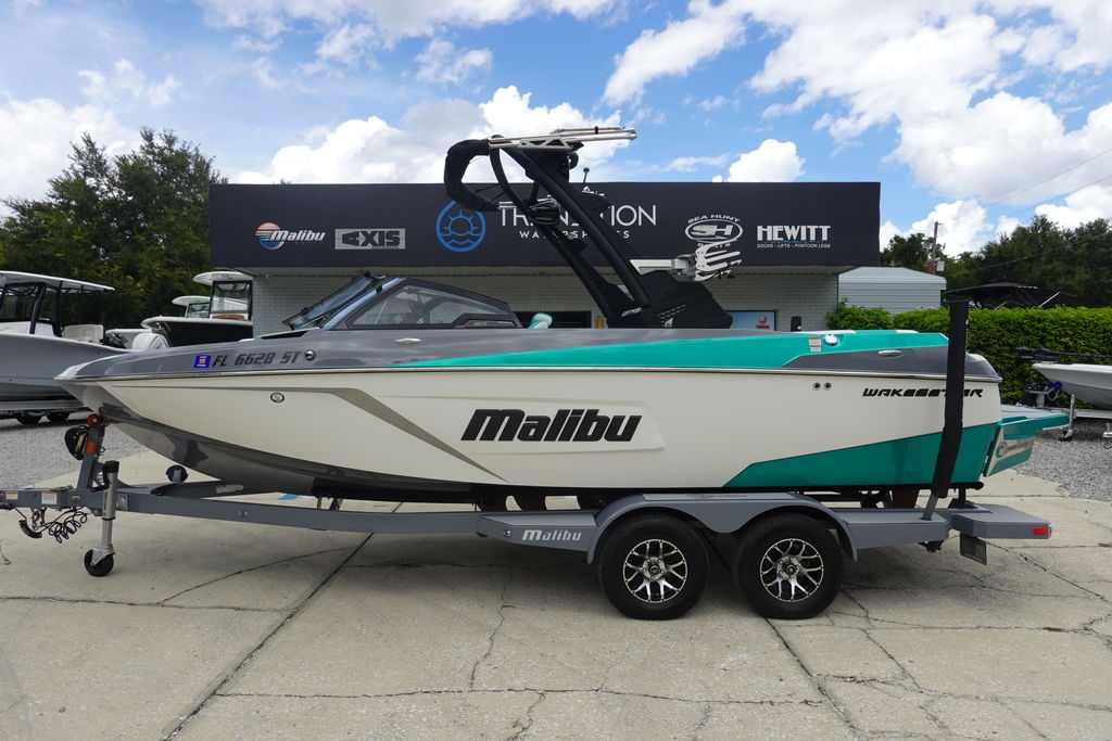 2021 Malibu Boats 22 LSV - Sold Boat