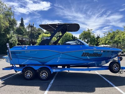 BOATZON | Malibu Boats 22 LSV 2023
