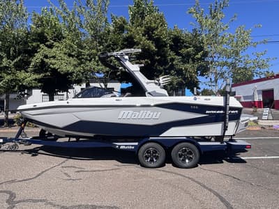 BOATZON | Malibu Boats 22 LSV 2026 BOATZON | Malibu Boats 22 LSV 2026