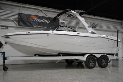 BOATZON | Malibu Boats 22 LSV 2026 BOATZON | Malibu Boats 22 LSV 2026