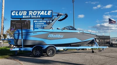 BOATZON | Malibu Boats 22 LSV 2026