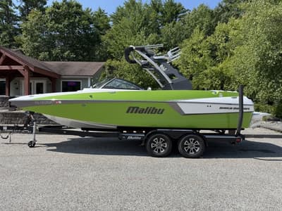 BOATZON | Malibu Boats 22 MXZ 2017