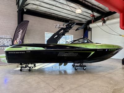 BOATZON | Malibu Boats 23 LSV 2017