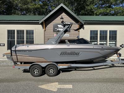 BOATZON | Malibu Boats 23 LSV 2021