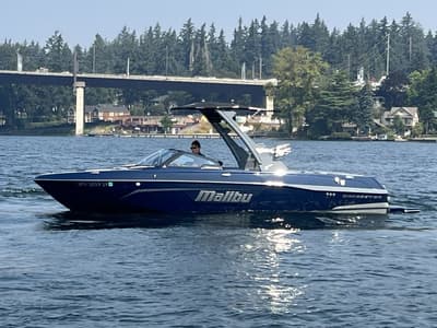 BOATZON | Malibu Boats 23 LSV 2021