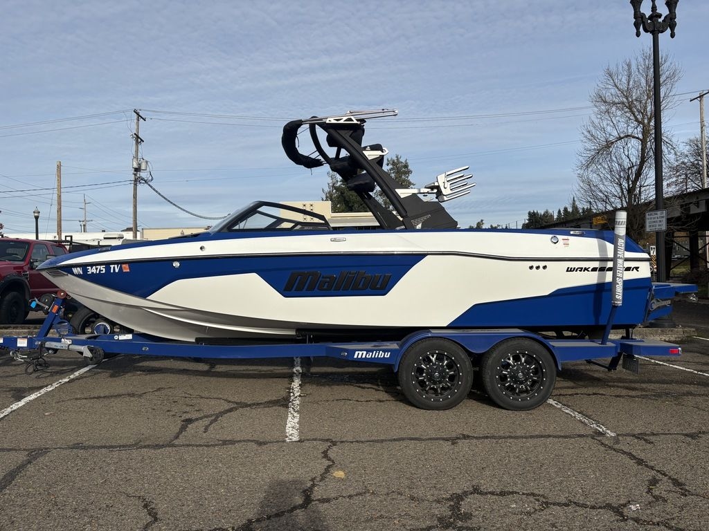 2022 Malibu Boats 23 LSV - Sold Boat