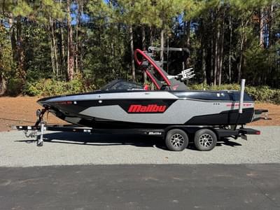 BOATZON | Malibu Boats 23 LSV 2023