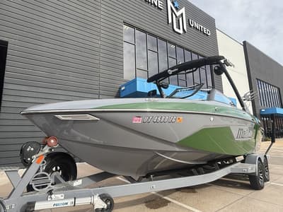 BOATZON | Malibu Boats 23 LSV 2023