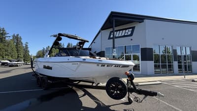 BOATZON | Malibu Boats 23 LSV 2024