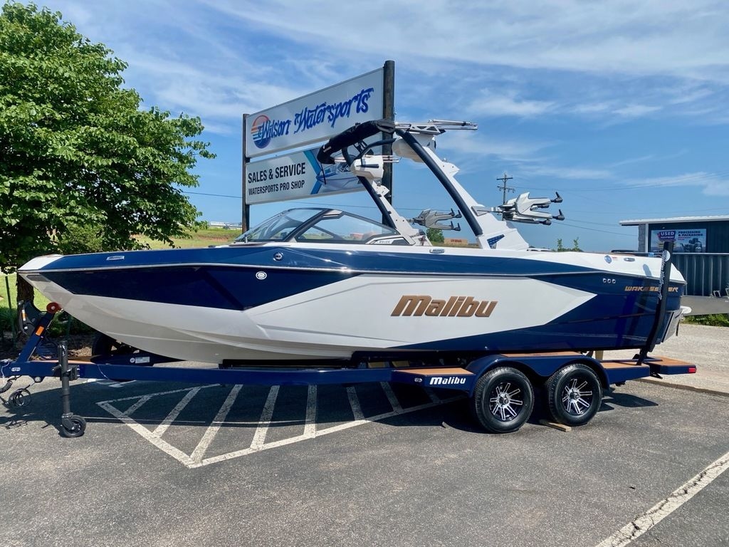 2025 Malibu Boats 23 LSV - Sold Boat