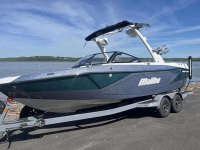 BOATZON | Malibu Boats 23 LSV 2025