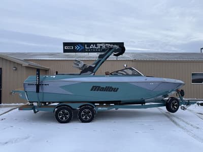 BOATZON | Malibu Boats 23 LSV 2026