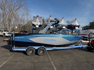 BOATZON | Malibu Boats 23 LSV 2026