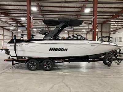 BOATZON | Malibu Boats 23 LSV 2027