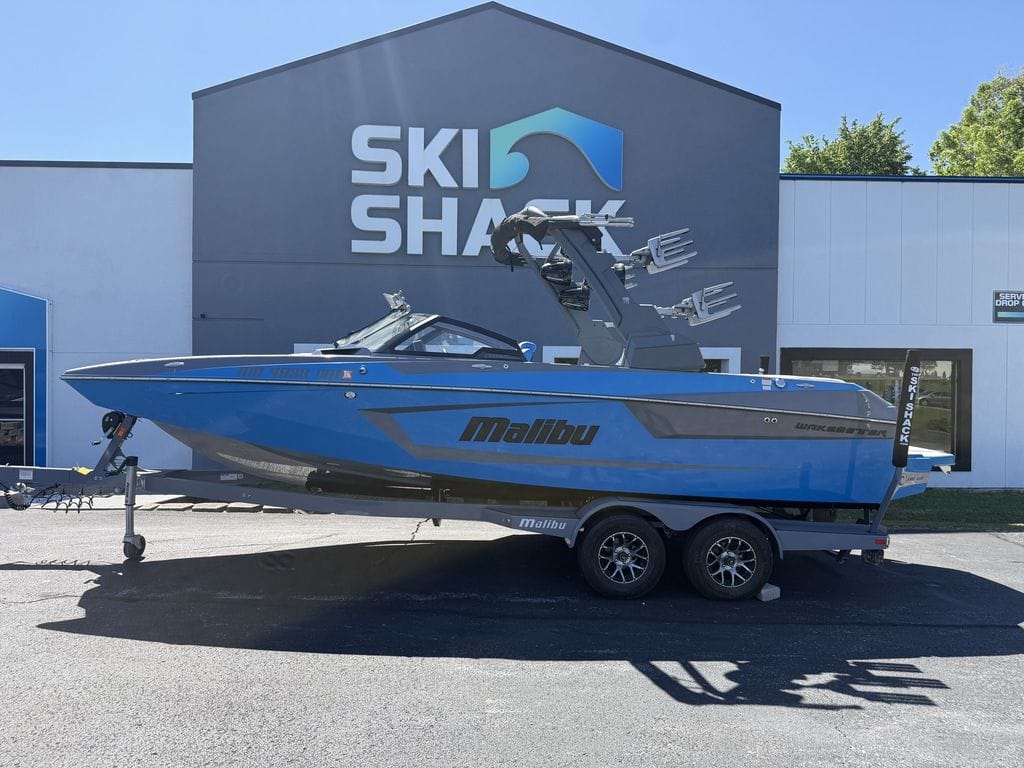 日本未発売 MOONCHILD MALIBU 155 Used Malibu Boats 23 MXZ 2020 for sale in Springfield, Missouri