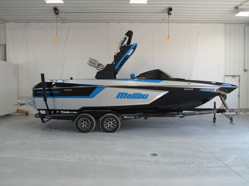 2021 Malibu Boats 24 MXZ - Sold Boat