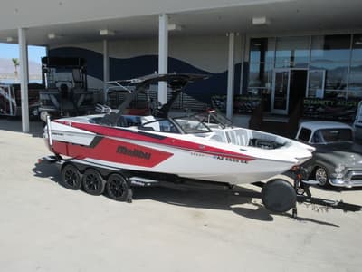BOATZON | Malibu Boats 24 MXZ 2021
