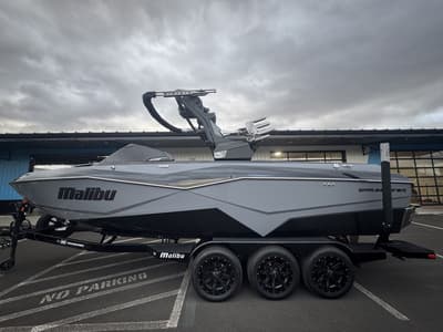 BOATZON | Malibu Boats 25 LSV 2024