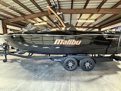 BOATZON | Malibu Boats 25 LSV 2025
