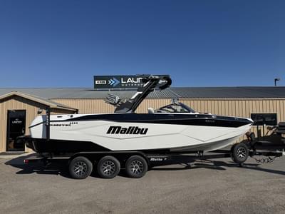 BOATZON | Malibu Boats 25 LSV 2026