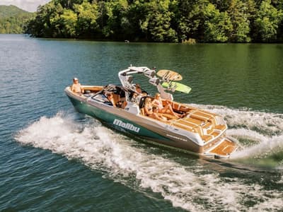 BOATZON | Malibu Boats 25 LSV 2026