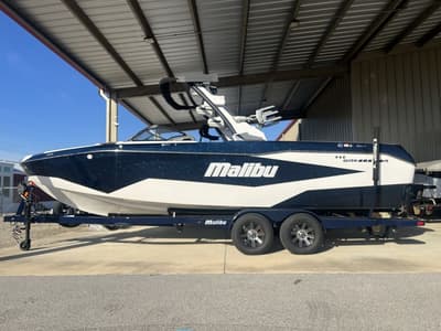 BOATZON | Malibu Boats 25 LSV 2026 BOATZON | Malibu Boats 25 LSV 2026