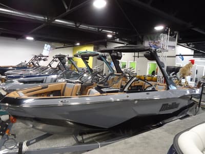 BOATZON | Malibu Boats 25 LSV 2026