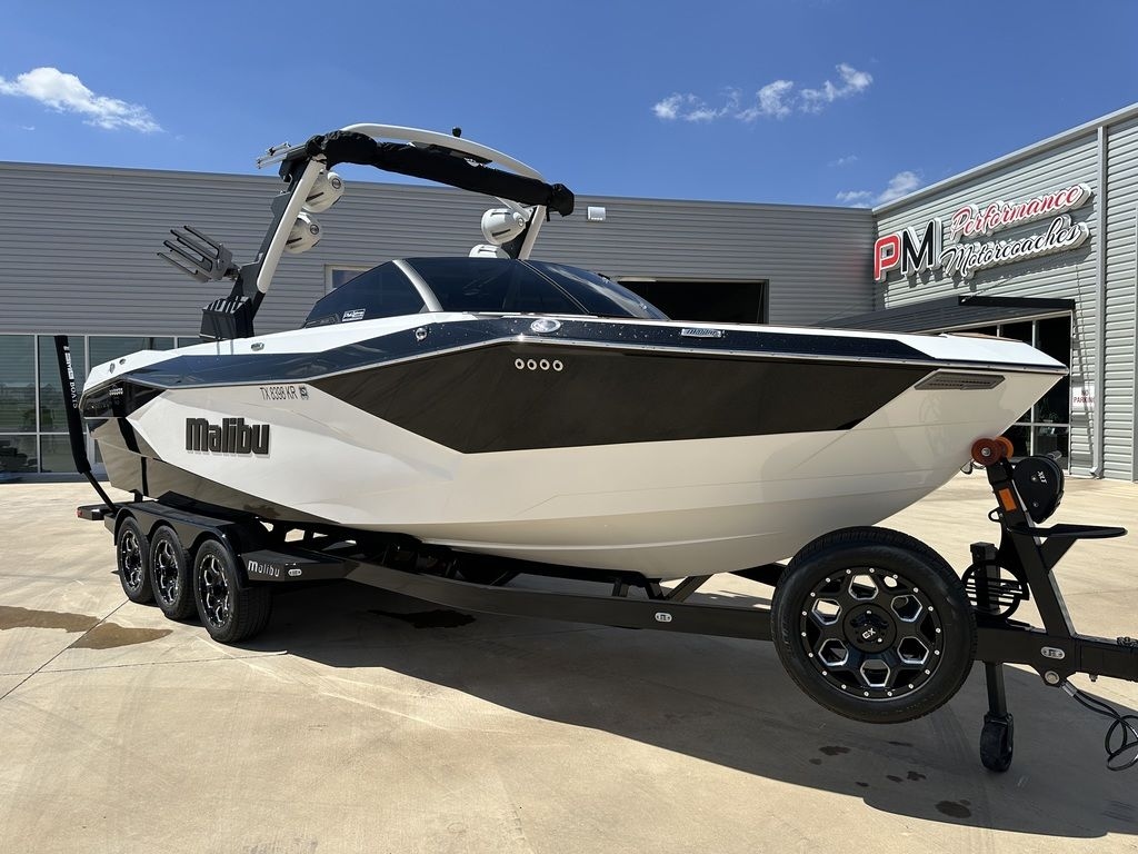 2023 Malibu Boats 26 LSV - Sold Boat