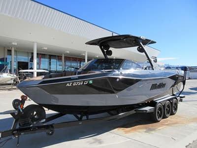 BOATZON | Malibu Boats 26 LSV 2023