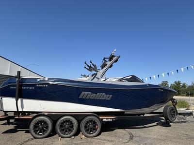 BOATZON | Malibu Boats 26 LSV 2026