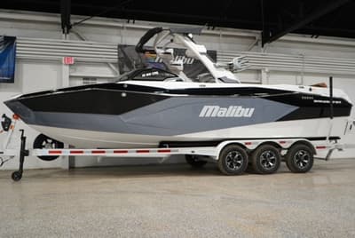 BOATZON | Malibu Boats 26 LSV 2026