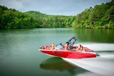 BOATZON | Malibu Boats A225 2026 BOATZON | Malibu Boats A225 2026