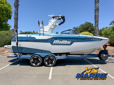 BOATZON | Malibu Boats M220 2023
