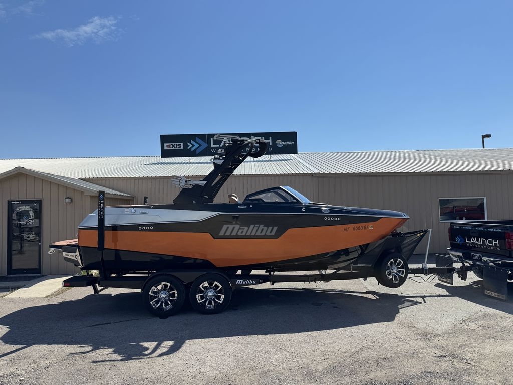 2023 Malibu Boats M220 - Sold Boat