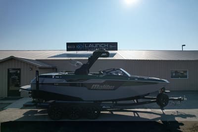 BOATZON | Malibu Boats M240 2022 BOATZON | Malibu Boats M240 2022