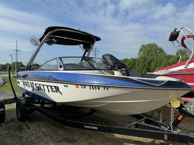 BOATZON | Malibu Boats Wakesetter 20 VTX 2010