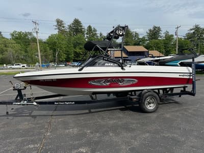 BOATZON | Malibu Boats Wakesetter 2004 BOATZON | Malibu Boats Wakesetter 2004