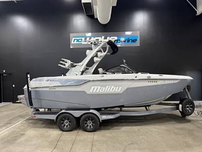 BOATZON | Malibu M220 2024