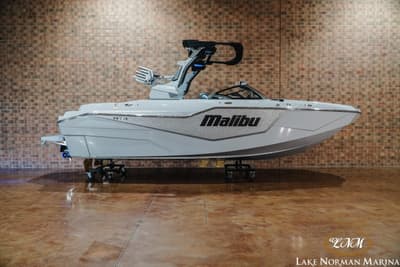 BOATZON | Malibu M230 2027