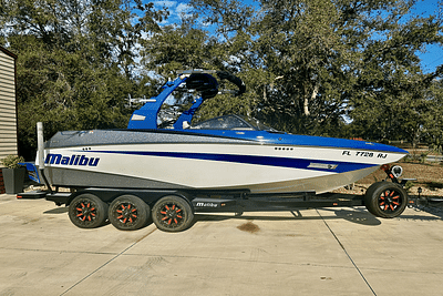 BOATZON | Malibu M235 2017 BOATZON | Malibu M235 2017