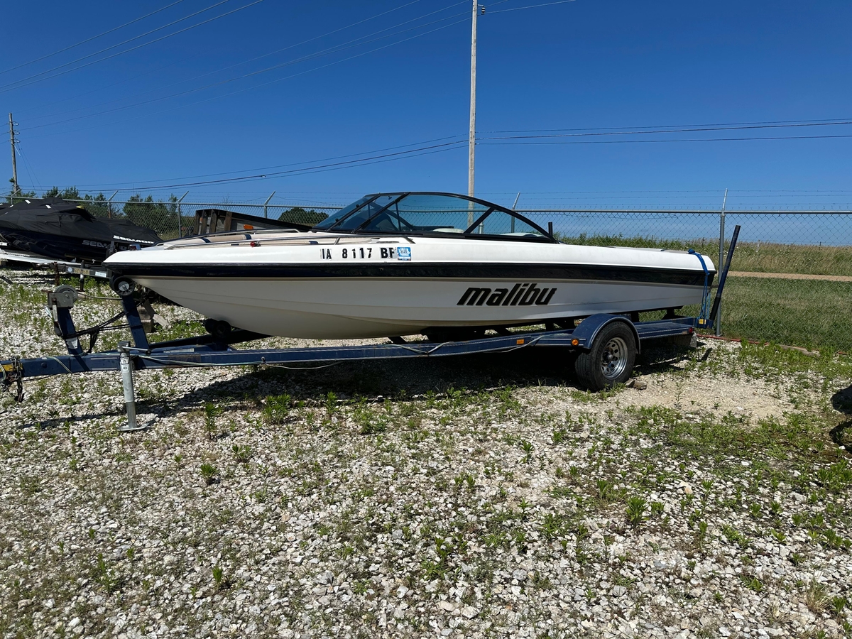 1999 Malibu Response - Sold Boat