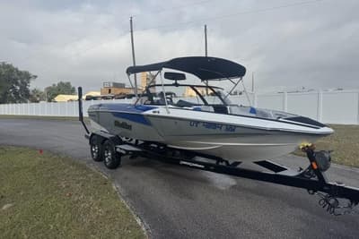 BOATZON | Malibu Response TXi Open Bow 2017