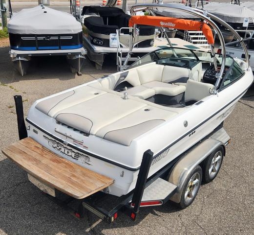 2008 Malibu VRide Wakesetter - Sold Boat