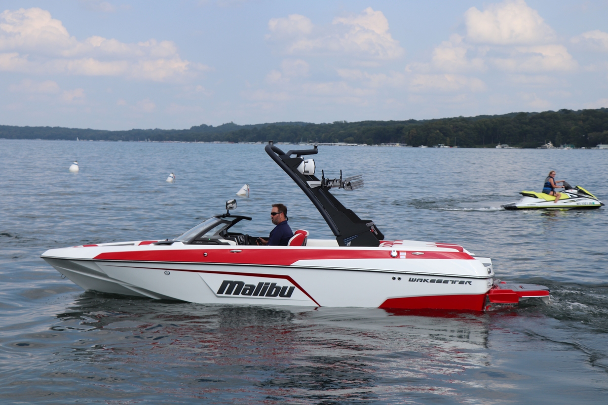 2022 Malibu Wakesetter 20 VTX - Sold Boat
