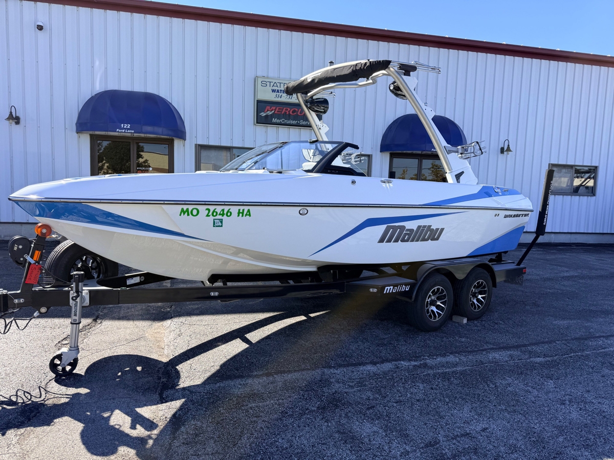 2021 Malibu Wakesetter 21 LX - Sold Boat