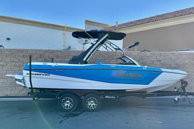 BOATZON | Malibu Wakesetter 21 LX 2023 BOATZON | Malibu Wakesetter 21 LX 2023