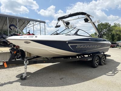 BOATZON | Malibu Wakesetter 21 VLX 2014 BOATZON | Malibu Wakesetter 21 VLX 2014