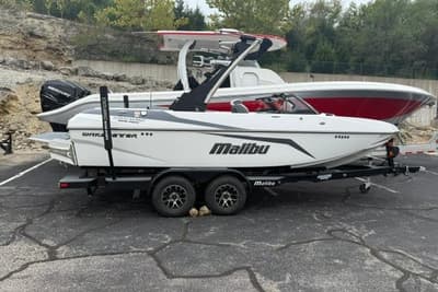 BOATZON | Malibu Wakesetter 21 VLX 2021